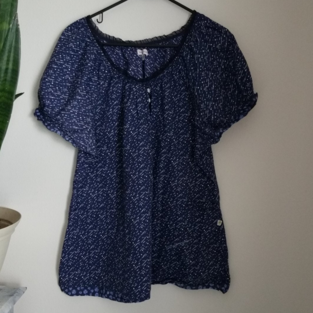 Healing hands scrub top